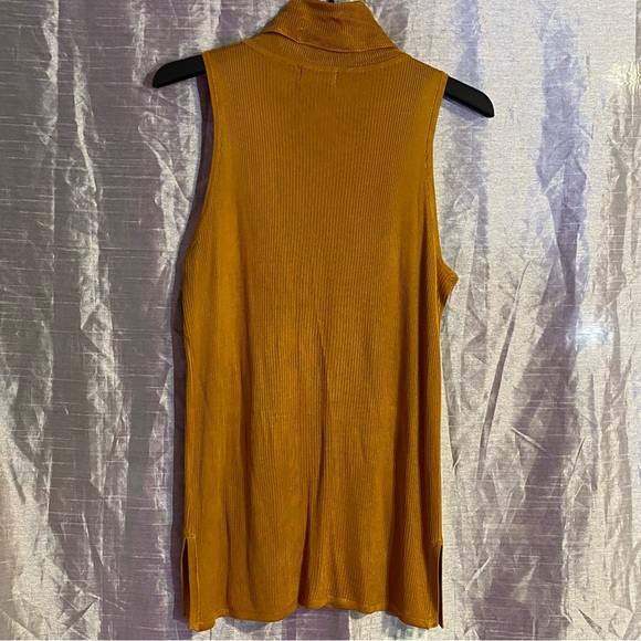 Liz Claiborne Collection SZ M, GUC, acetate, made in Hong Kong, shiny, silky - Picture 6 of 11